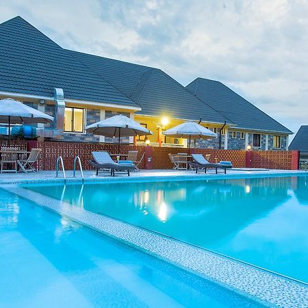 Epashikino Resort & Spa Gilgil Экстерьер фото